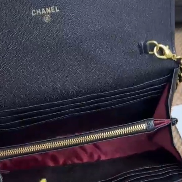 CC  beauty black makeup bag cosmetic chain quilted leather - Picture 4 of 9